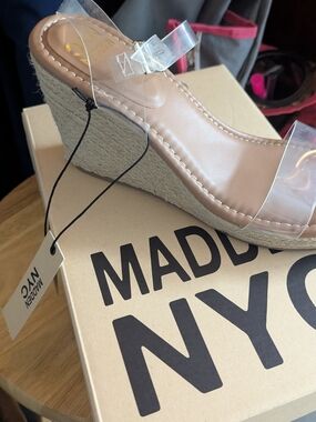 Steve Madden Wedge Sandals in Nude